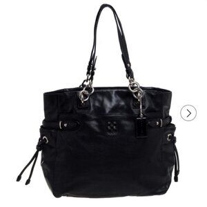Coach Colette Black Leather Shoulder Bag, Silver Chain Details Full Zipper Close